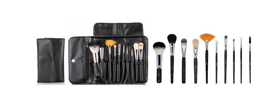 MAKE UP